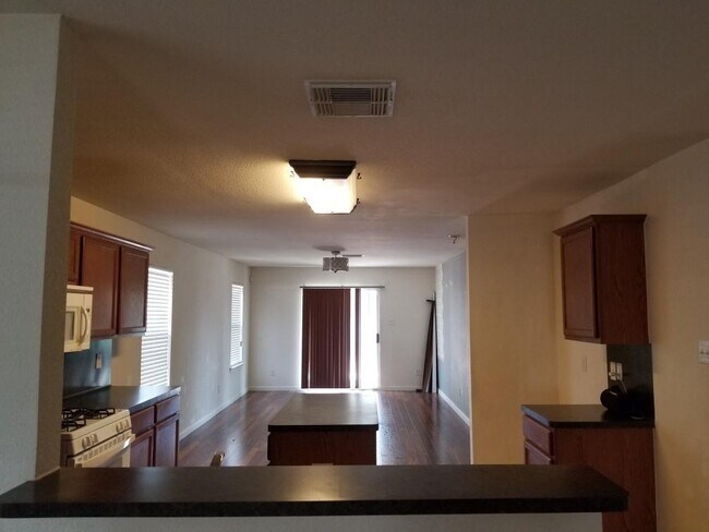Building Photo - 22031 Silverfield Park Ln