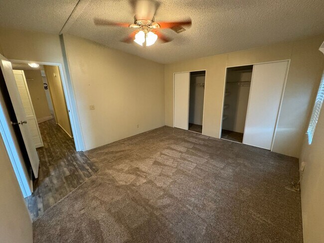 Building Photo - Charming (2BR/2BA) Home in 55+ Community –...