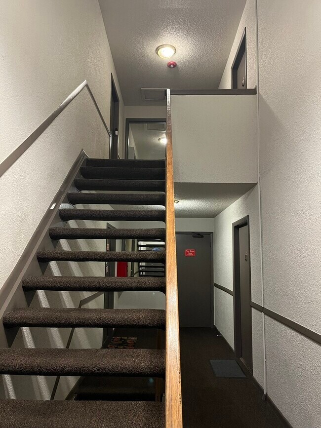 Foto del edificio - 4619 Kings Walk Dr