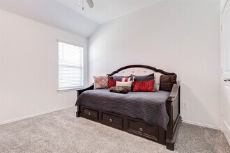 Building Photo - 2407 S Colosseum Ct
