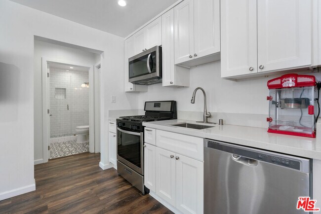 Foto del edificio - 2319 Vineyard Ave