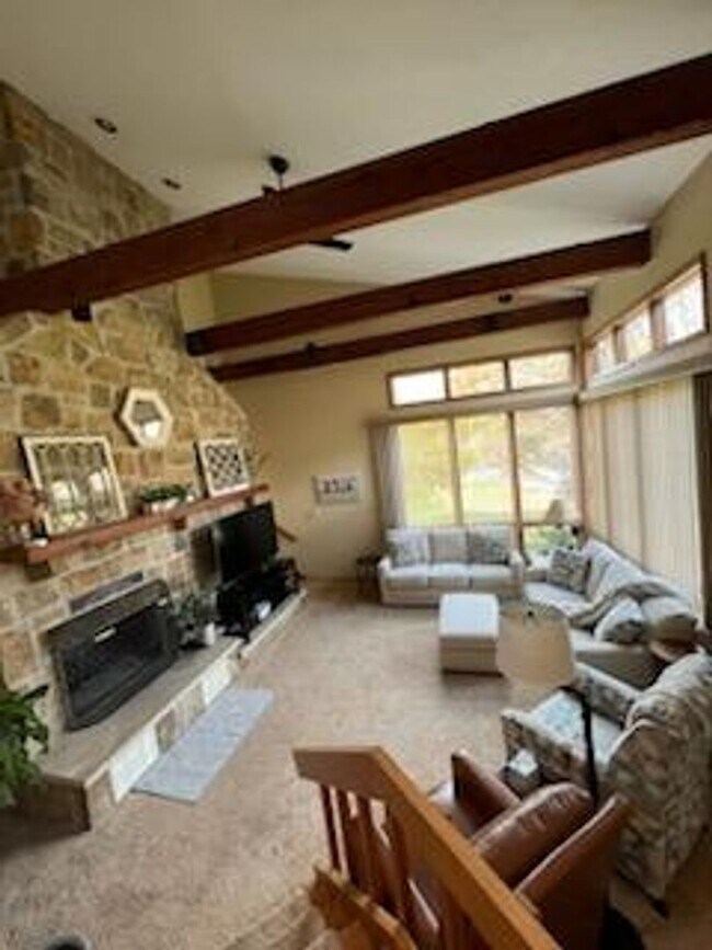Foto del edificio - Exclusive 2025 U.S. Open Rental Near Oakmo...