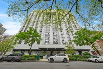 Building Photo - 1221 N Dearborn St