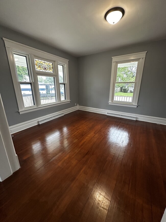 Building Photo - 1212 Drexel Ave