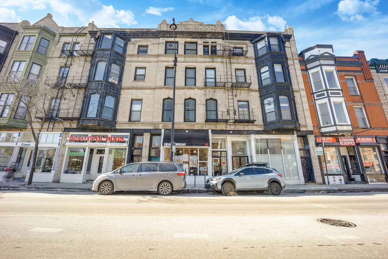 Primary Photo - 2150 N Halsted St