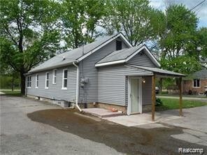Building Photo - 57137 New Hudson Dr