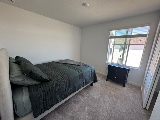 Building Photo - 9156 Percheron Pony Dr