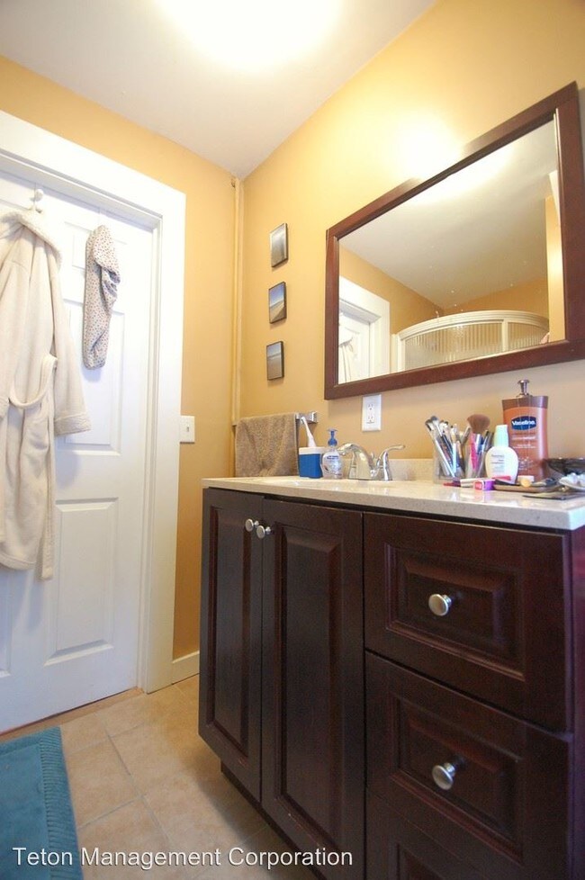 Foto del edificio - 47 Curtis Ter