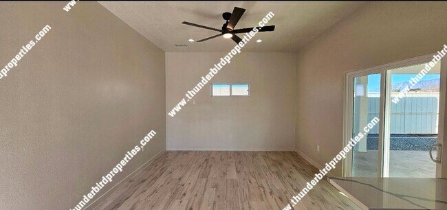 Foto del edificio - FULLY REMODELED 1-bedroom, 1-bath home with a carport