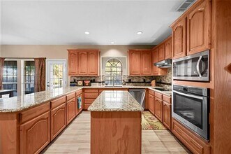 Building Photo - 5229 St Croix Ln