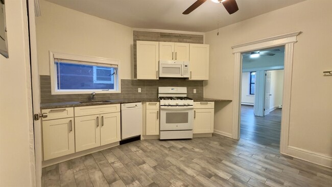 Building Photo - 668-670-670 John F. Kennedy Blvd