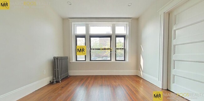 Foto del edificio - 1855 Beacon St