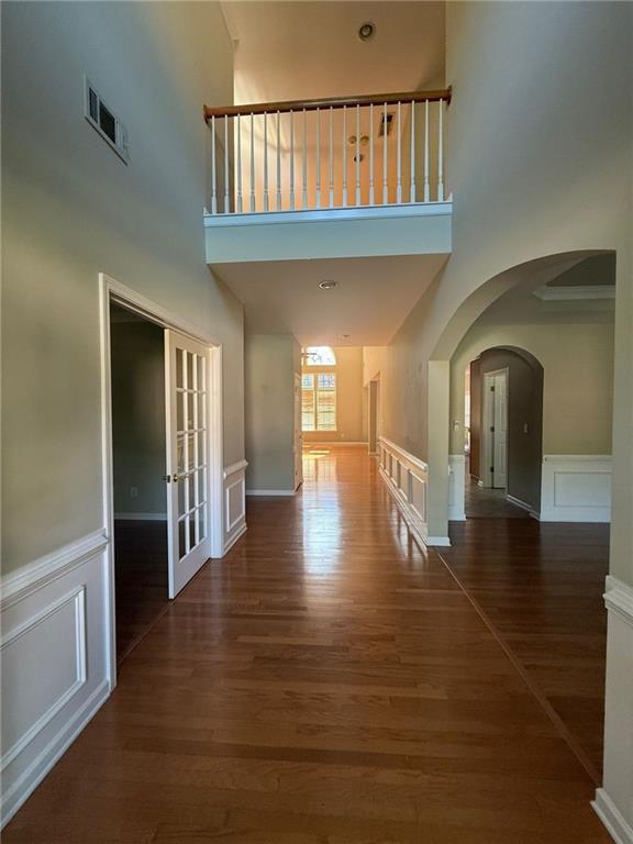 Foto del edificio - 3110 Hazeltine Cir