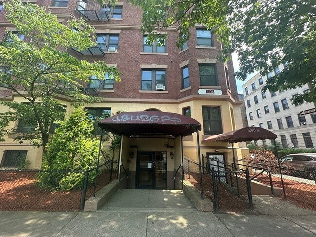 Building Photo - 1247 Commonwealth Ave