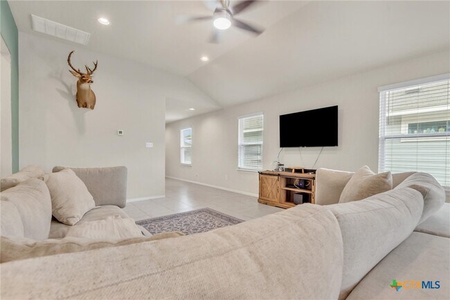 Foto del edificio - 460 Delta Crst