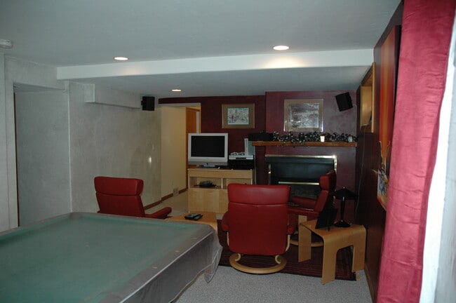 Living Room - 4222 S Helaman Cir