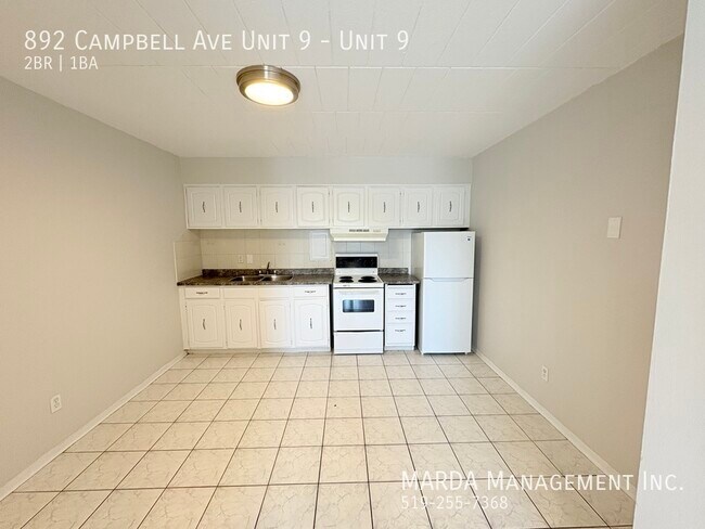 Photo du bâtiment - SPACIOUS 2 BED/1 BATH UNIT - WALKING DISTA...