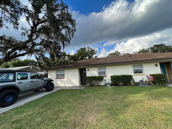 Foto principal - Cozy 2-Bedroom Duplex in Longwood – Availa...