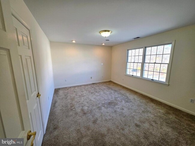 Foto del edificio - 127 S Main St