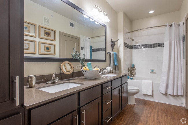 Building Photo - Get Up to 4 Weeks Free – Your New Home Is Waiting!