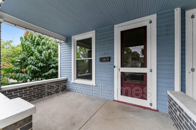 Foto del edificio - 1231 Pleasant St