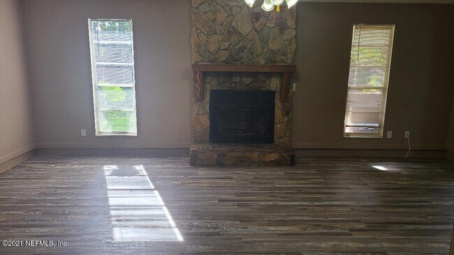 Building Photo - 8102 Blazing Star Rd