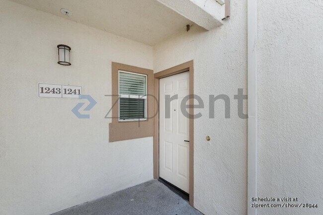 Foto del edificio - 8020 Walerga Rd