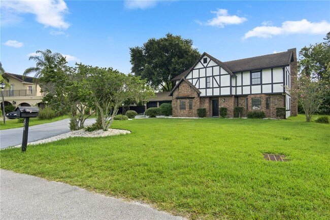 Foto del edificio - 2540 Albany Dr