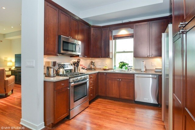 Building Photo - 1501 W Ohio St