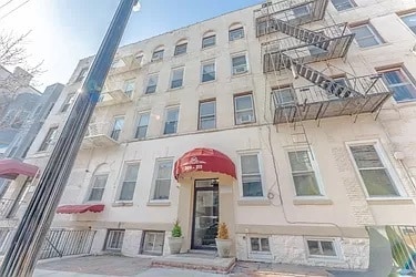 Foto del edificio - 211 48th St