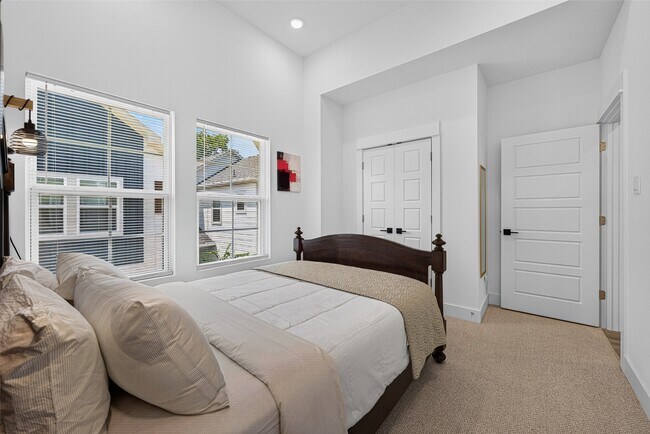 Foto del edificio - 778 W Tidwell Rd