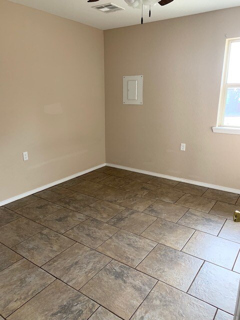 Foto del edificio - 39075 Cedar St