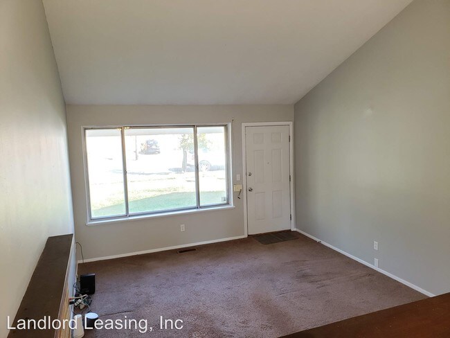 Building Photo - 4 br, 1.5 bath House - 805 Rosewood Drive