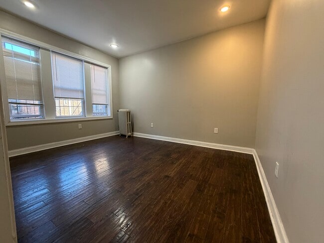 Foto del edificio - 158 Bergen Ave