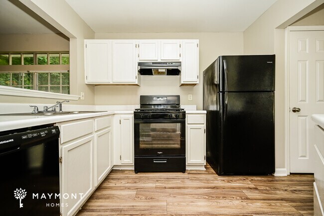 Building Photo - 3-Bedroom Duplex in Decatur, GA