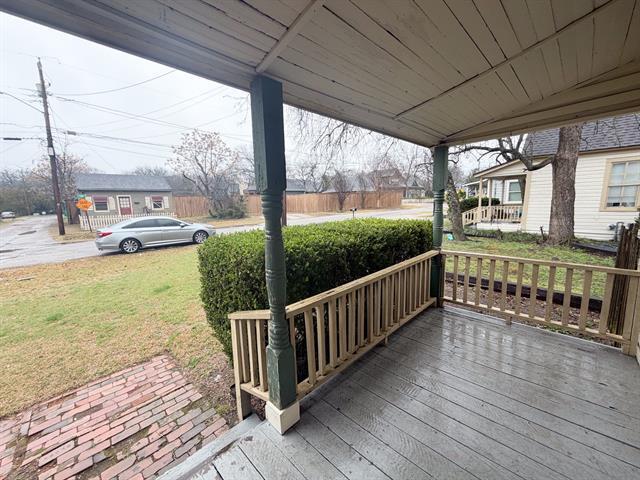 Foto del edificio - 310 E Parks Ave