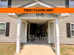 Building Photo - 1908 Tall Pines Cir