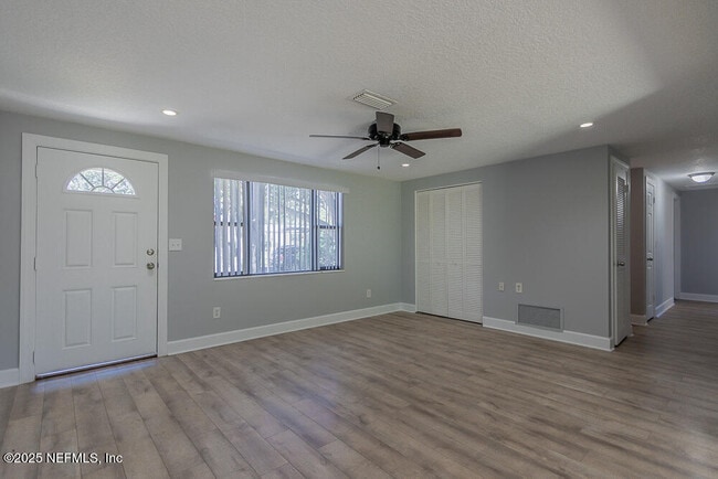 Building Photo - 43 Millie Dr