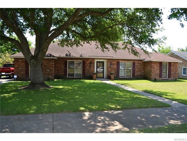 Building Photo - 2621 Old Orchard Ln