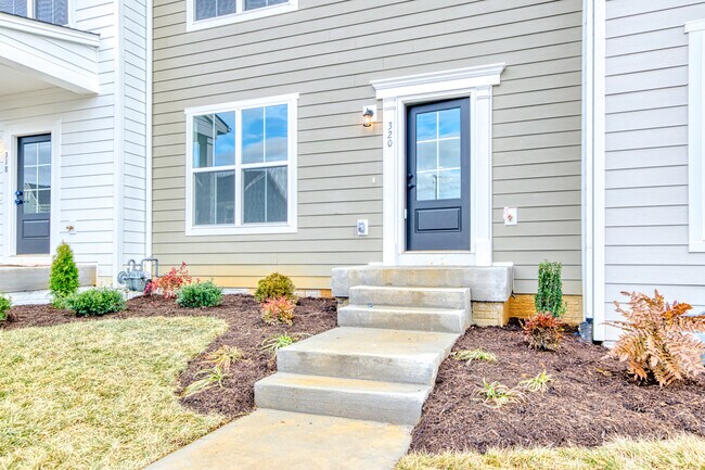 Foto del edificio - 221 Addison Ct