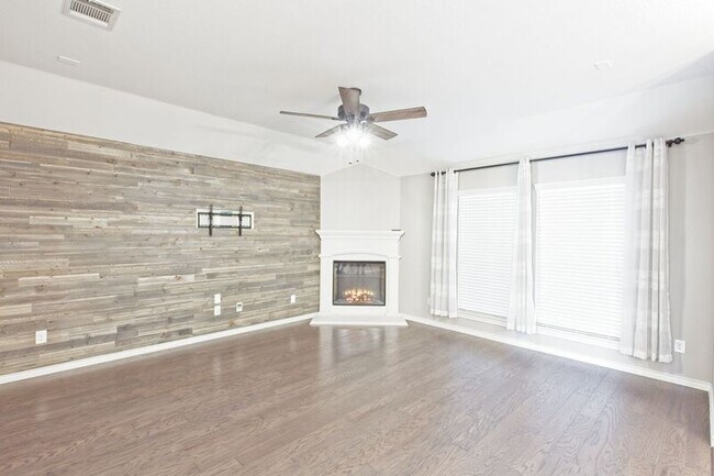 Foto del edificio - 1713 Cattleman St