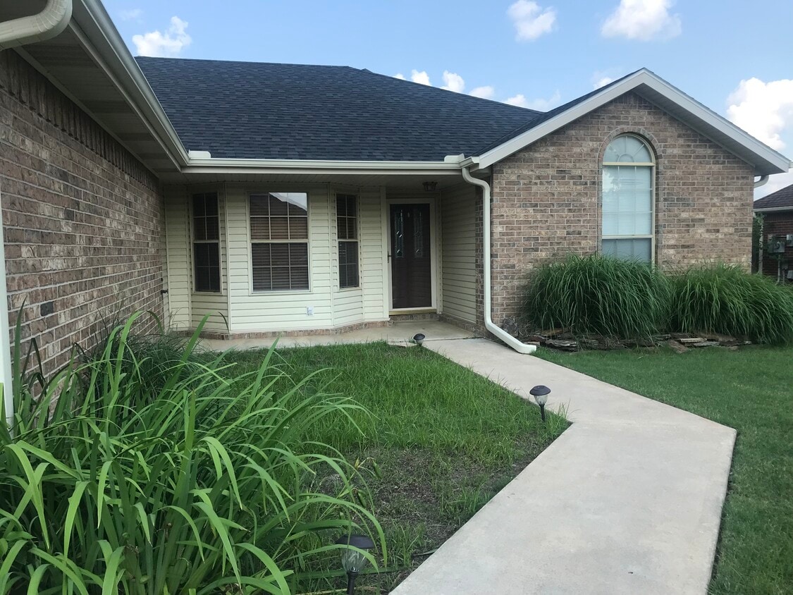 Photo - 3028 N Quartz Dr (Fayetteville, AR)
