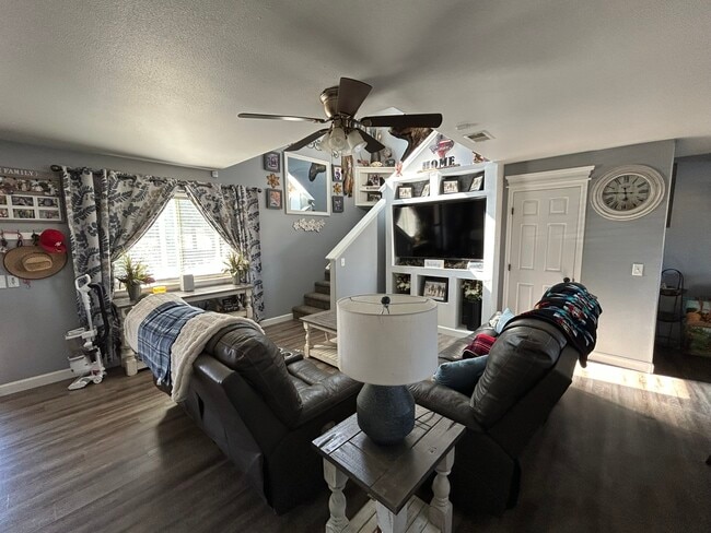 Building Photo - 2825 Margo Ct