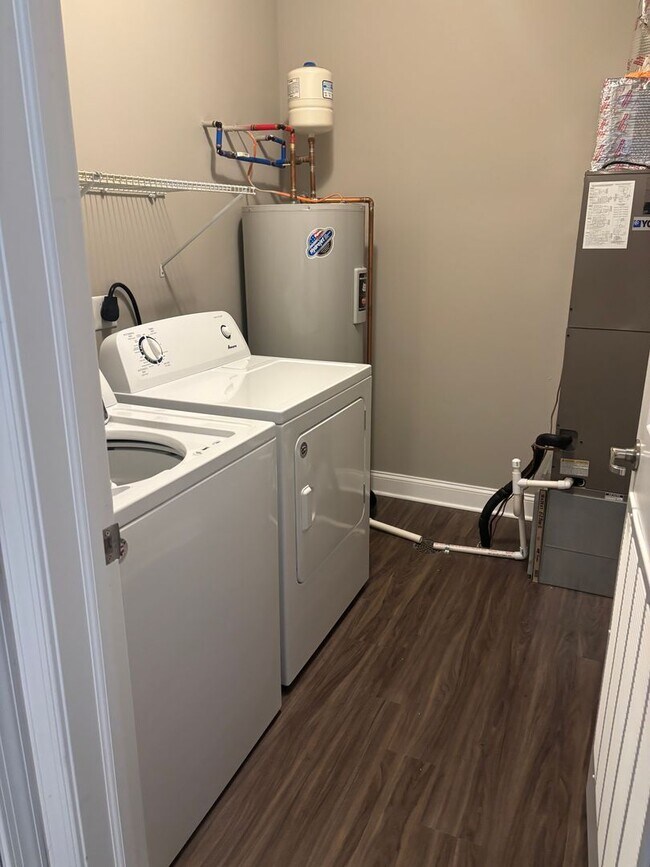 Foto del interior - Birchwood Commons