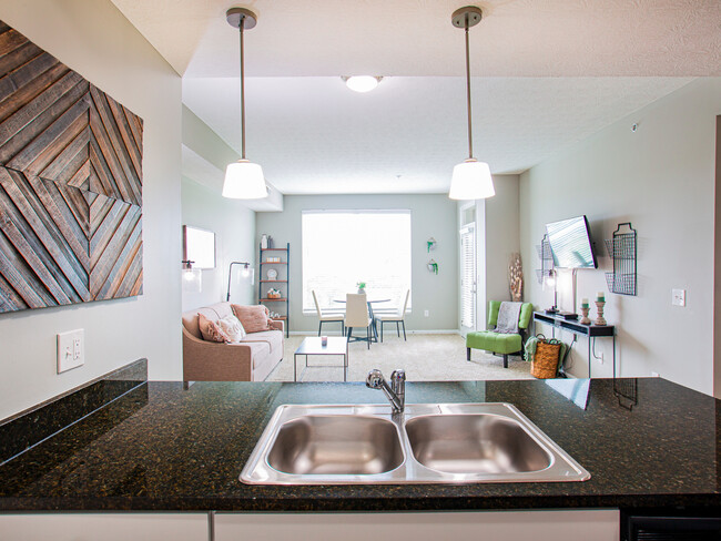 Kitchen-Interior-SciotoRidge-20210621-web-7 - Scioto Ridge