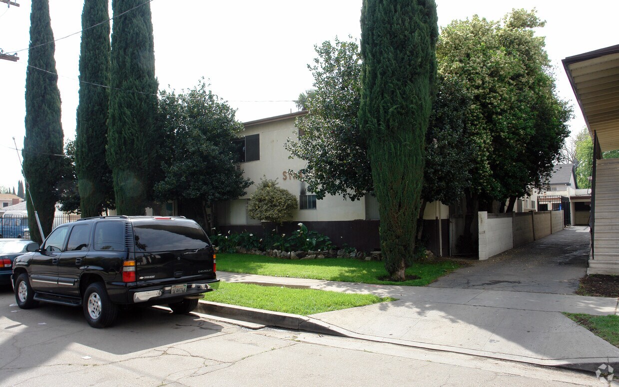 Foto del edificio - The Strathern