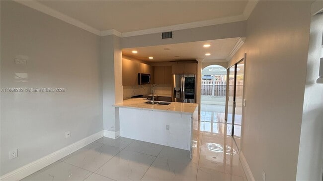 Foto del edificio - 8480 NW 139th Ln