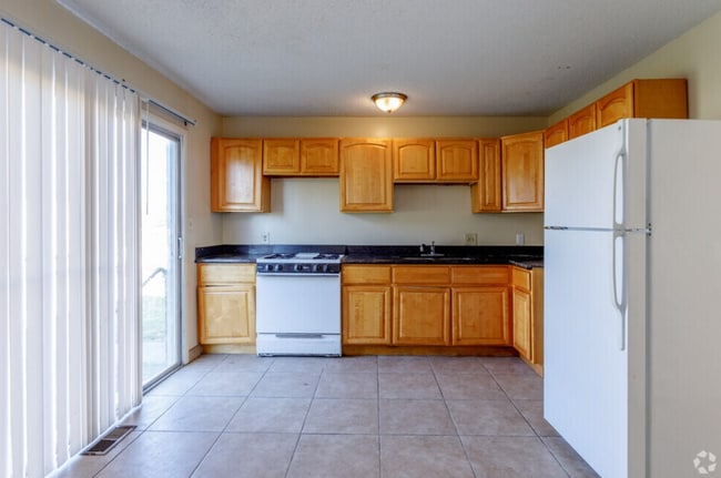 Interior Photo - Green Village Townhomes