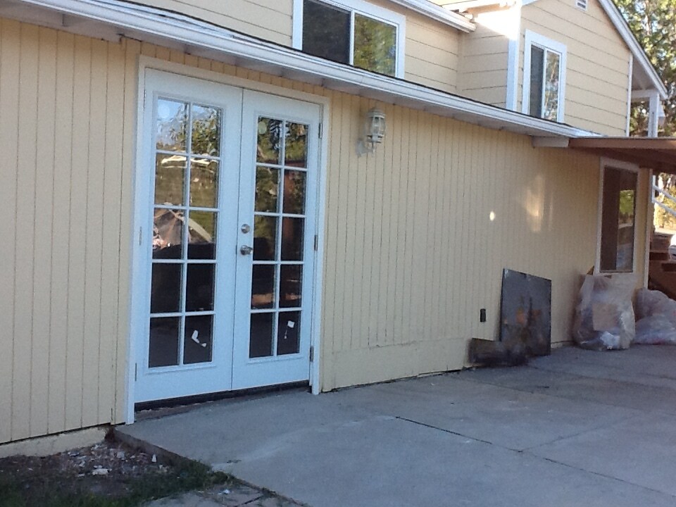 Entrada - 1626 Montgomery Dr