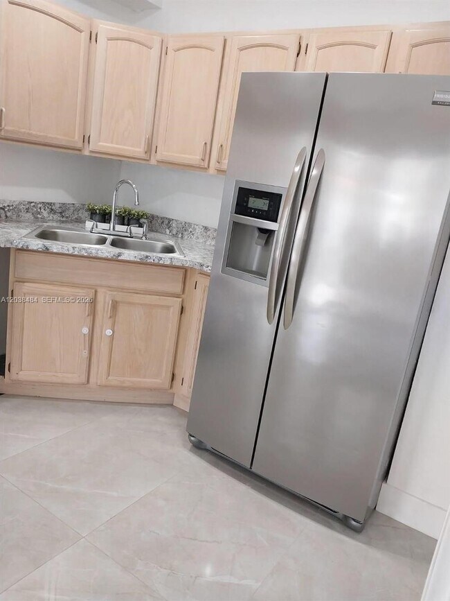 Foto del edificio - 13220 SW 66th St